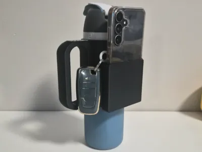 Owala 24oz handle with phone holder and key chain