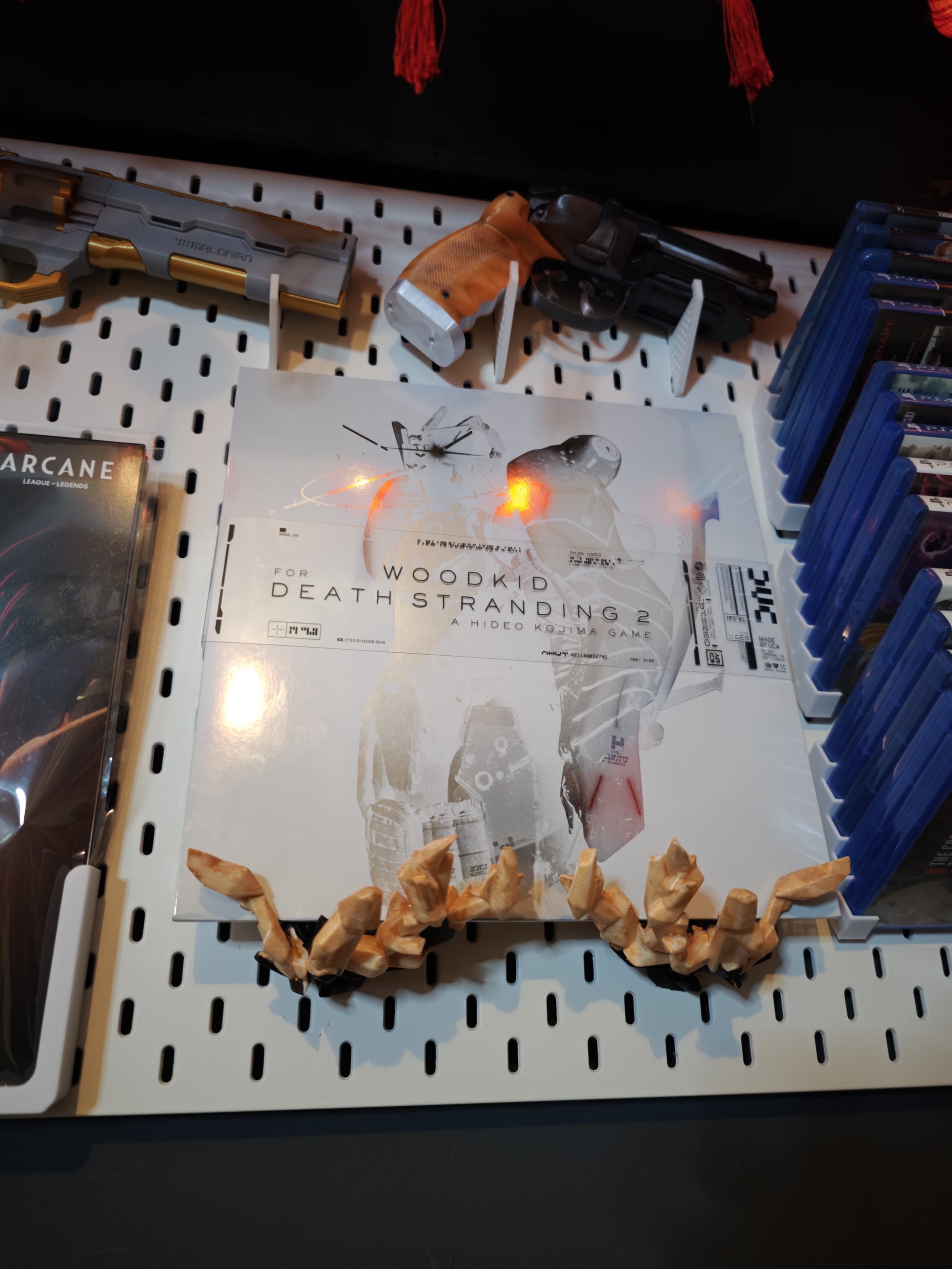 Death Stranding Chiral Hand For Vinly Record 
