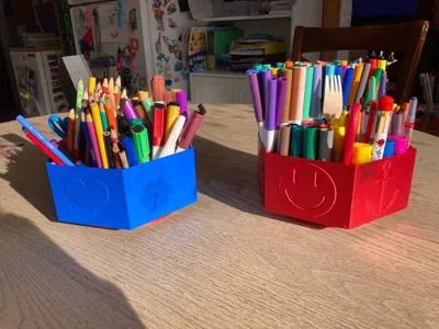 Rotating Crayon Carousel, Bearing Mounted