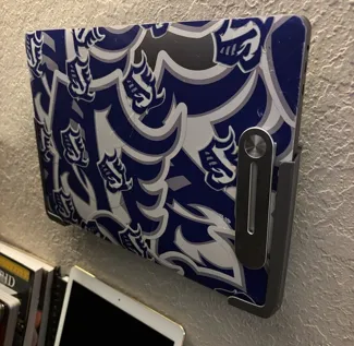 Laptop or tablet wall holder