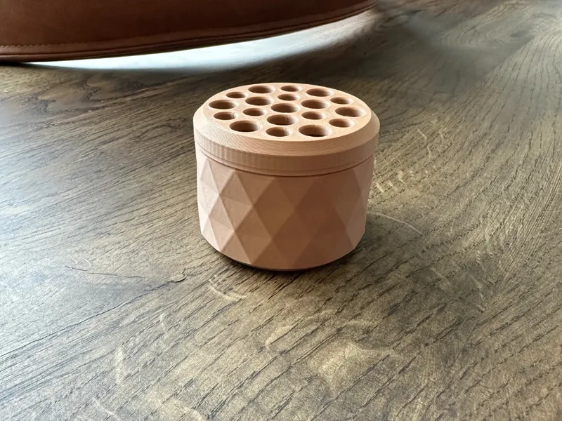 Geometric "hanataba"-style bouquet organizer
