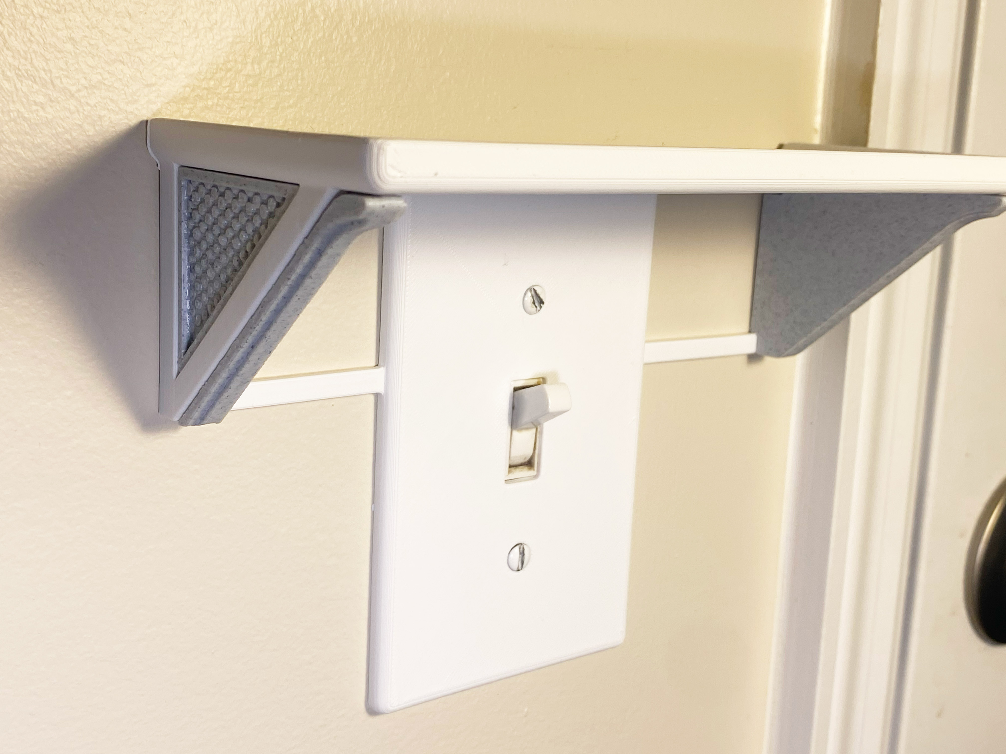 Miniatura 3 do modelo 3D Light Switch Shelf Plate