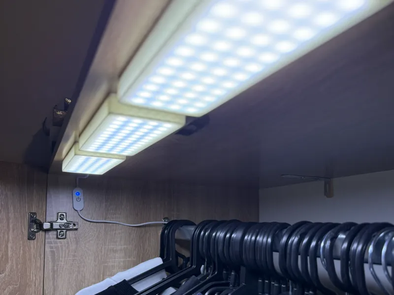 Lamp with Makerworld LED panels