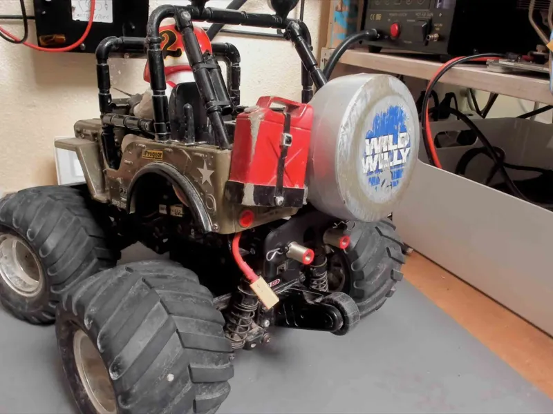 Tamiya wild willie battery door