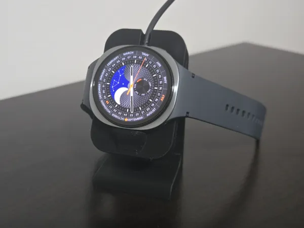 Support de charge Galaxy Watch 8