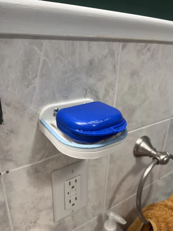 Retainer Shelf