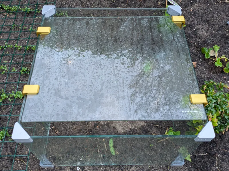 diy mini greenhouse connectors