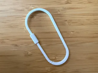 Simple carabiner