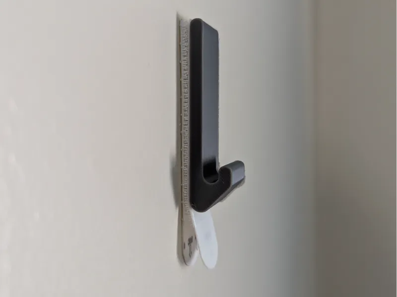 Command Strip Frame Hanger