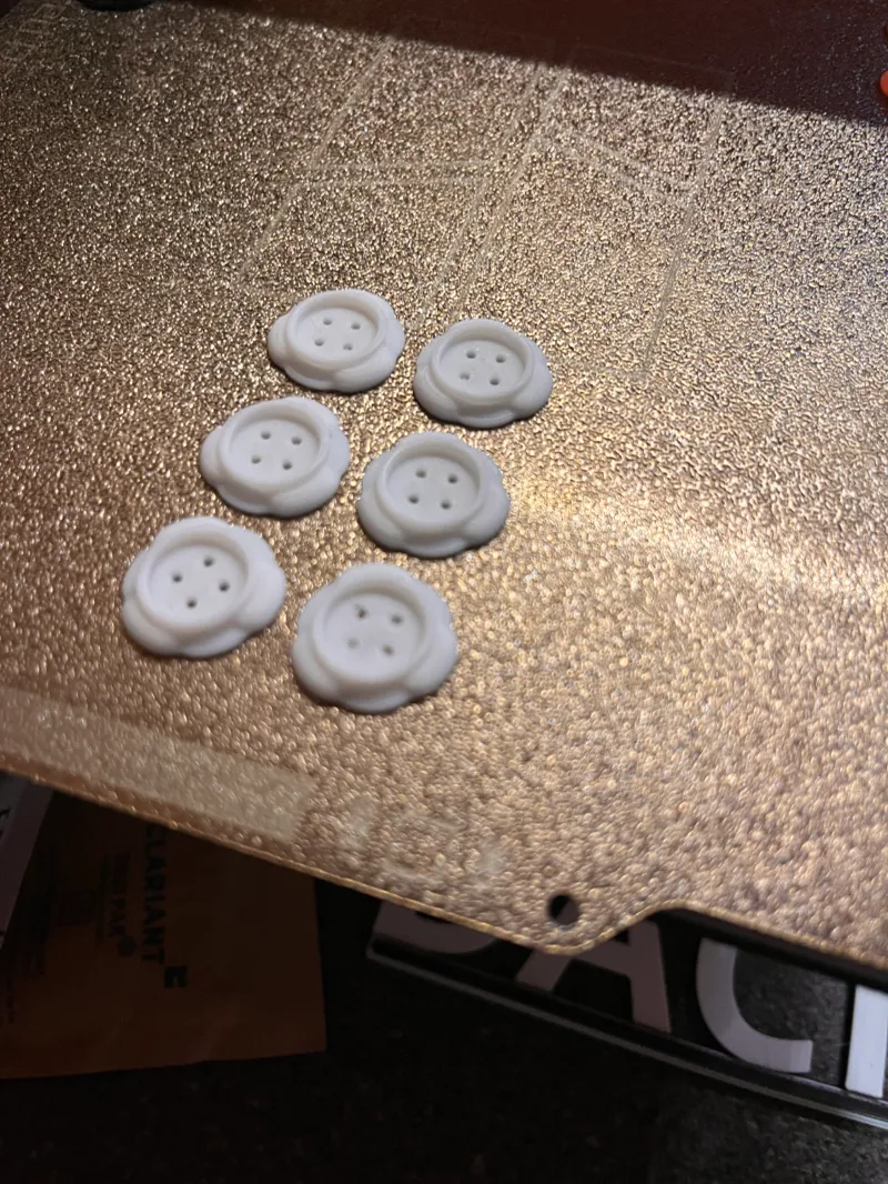 Button on clothes "flower"