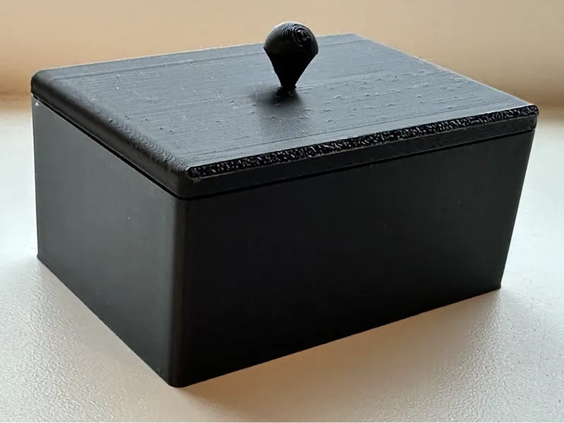 Small magnet box