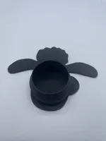 Single colour sheep head