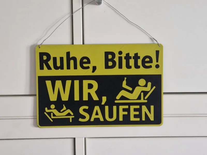 Lustiges "SAUF" Schild