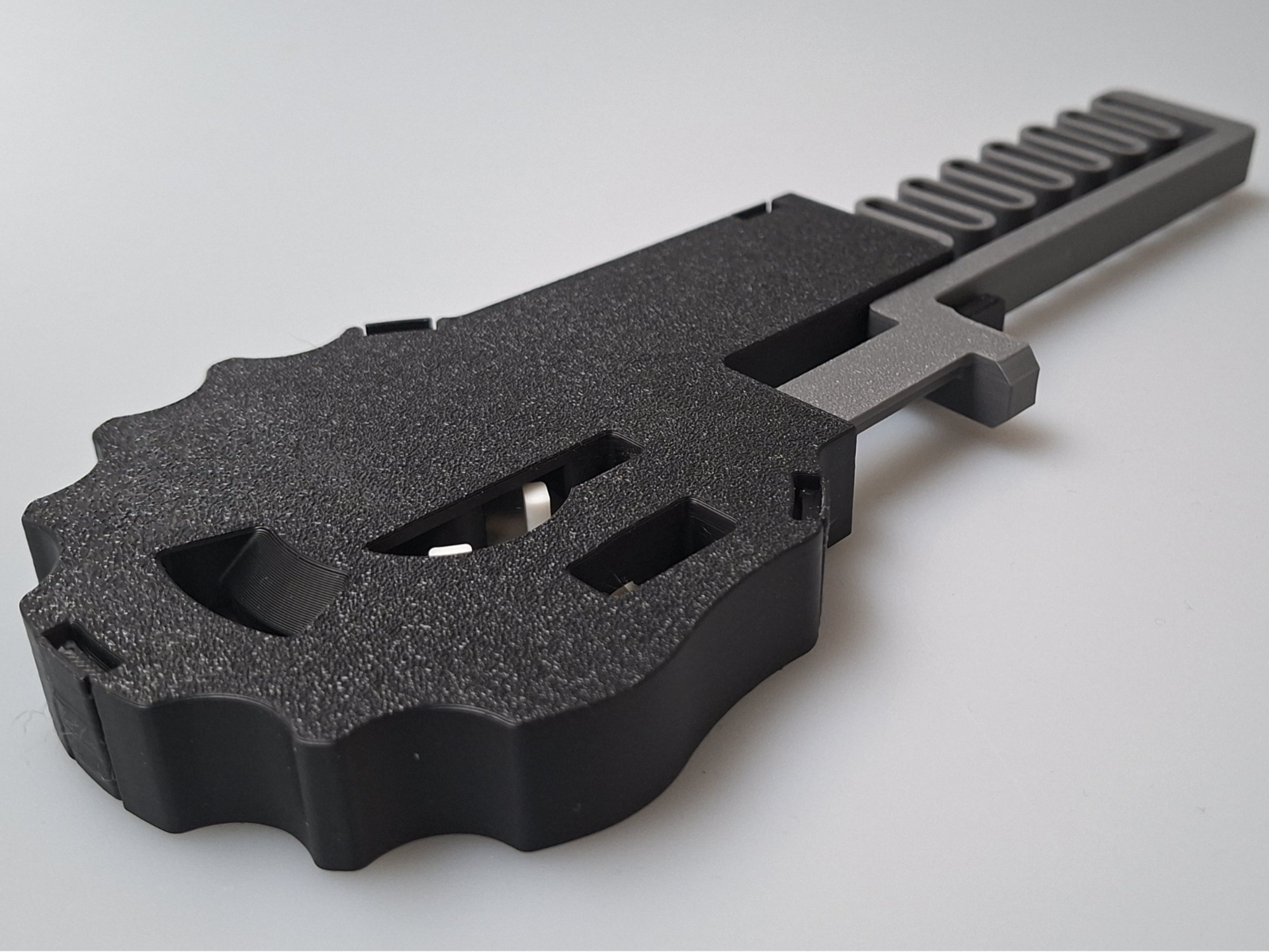 Push-to-Open Functional Model  – New Concept