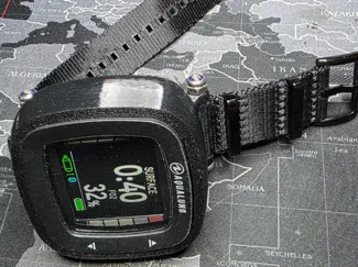 Aqualung i330r console to wrist mount case