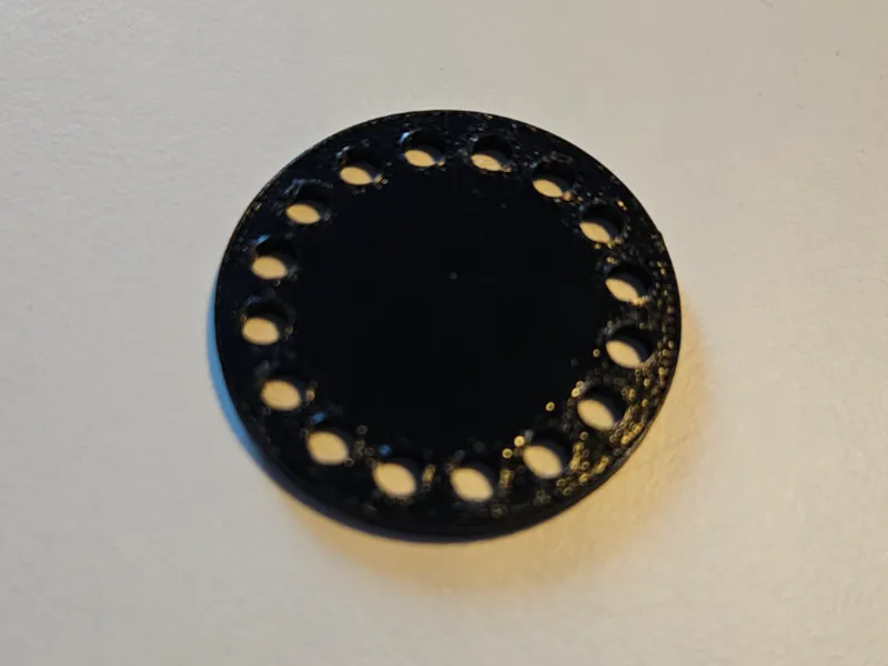 Croche brooch helper base