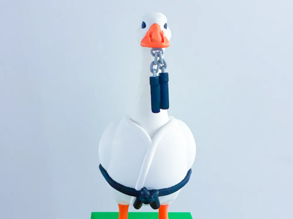 Modelo para impresión 3D: Karate Desk Goose Gear. Referencia del modelo original.