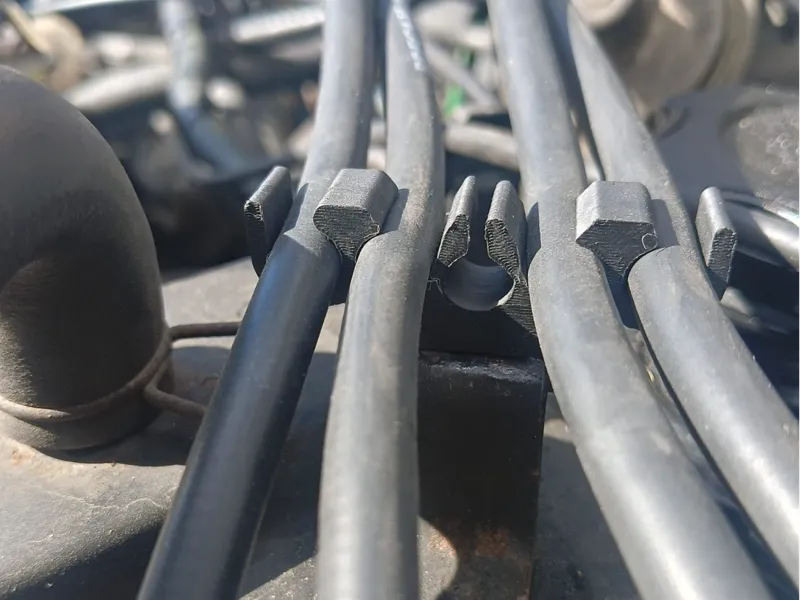 Fermacavi per Auto Suzuki