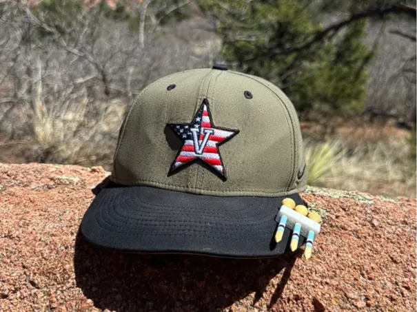 Golf tee hat clip