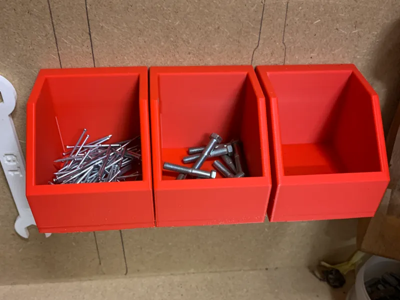 kids's box for the workbench. wall mount