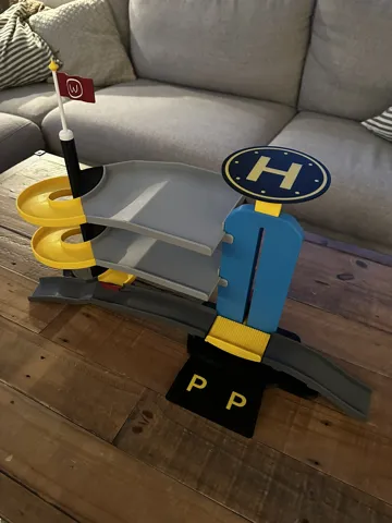 Modelo para impresión 3D: Parkerings hus leksak — vista de referencia 3