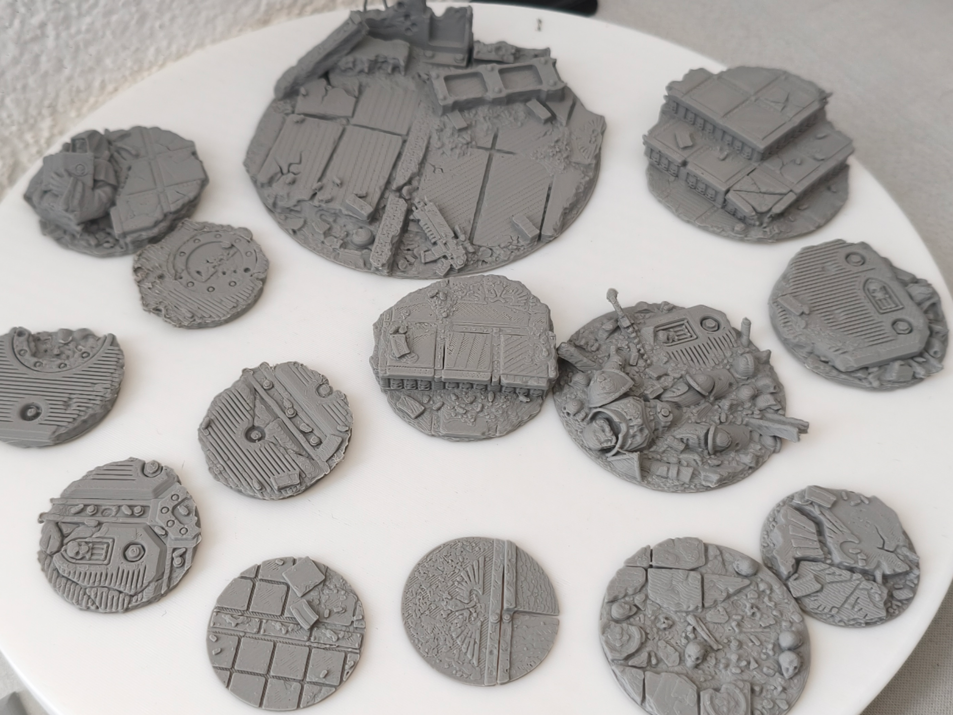 Destroyed imperial city base topper 40K