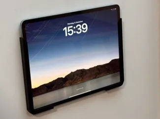 Wandhalterung für iPad Air M3 13" 
