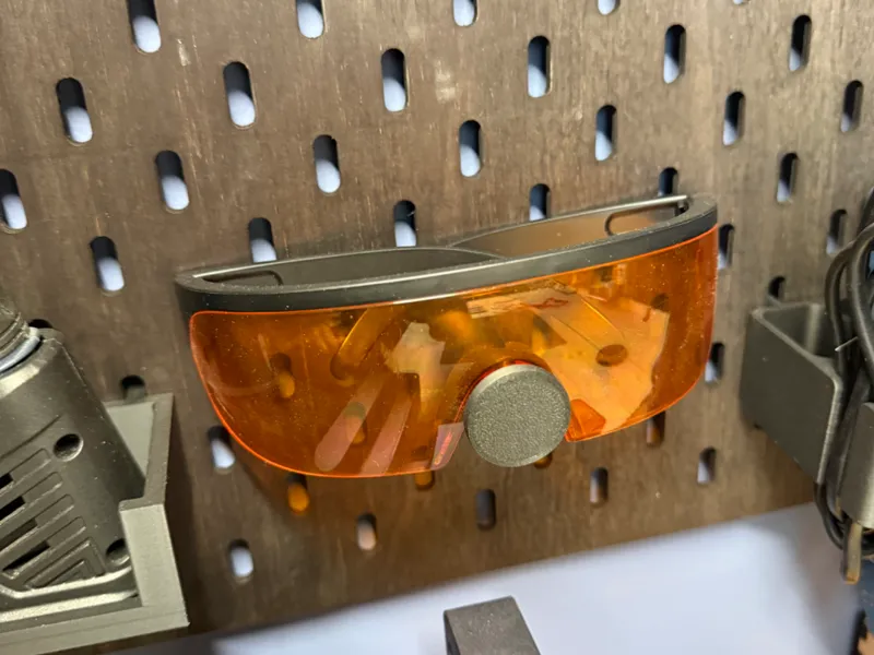 Support lunettes de protection laser - SKADIS