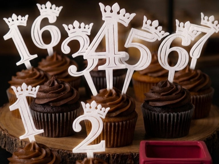 topper cake number 0-9 crown happy birthday