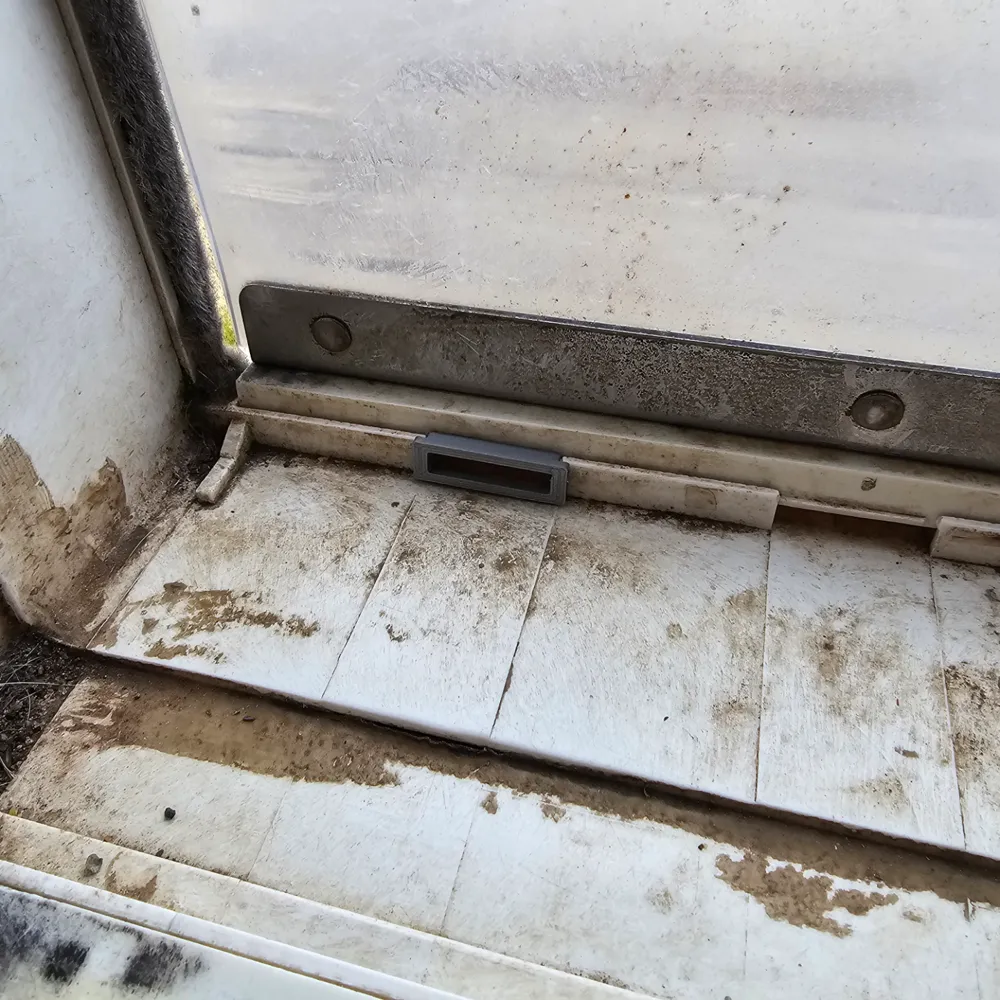 Ideal Pet Ruff Weather Pet Door Retainer by scotta316 MakerWorld