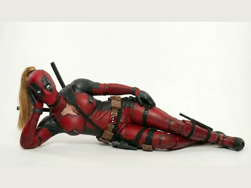 Female Deadpool 