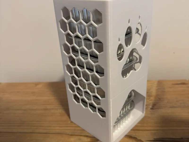 Catfood holder (with paw) v2