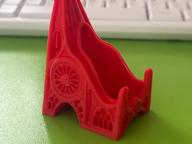 Gaudí-Inspired Phone Holder/Stand