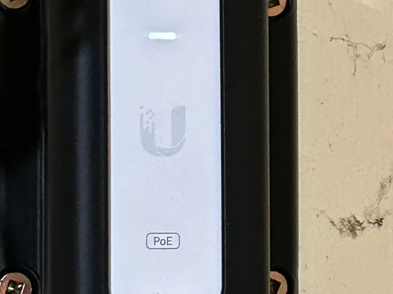 UniFi POE Heavy Duty Mount