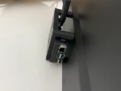 Raspberry Pi VESA 75x75 Remix