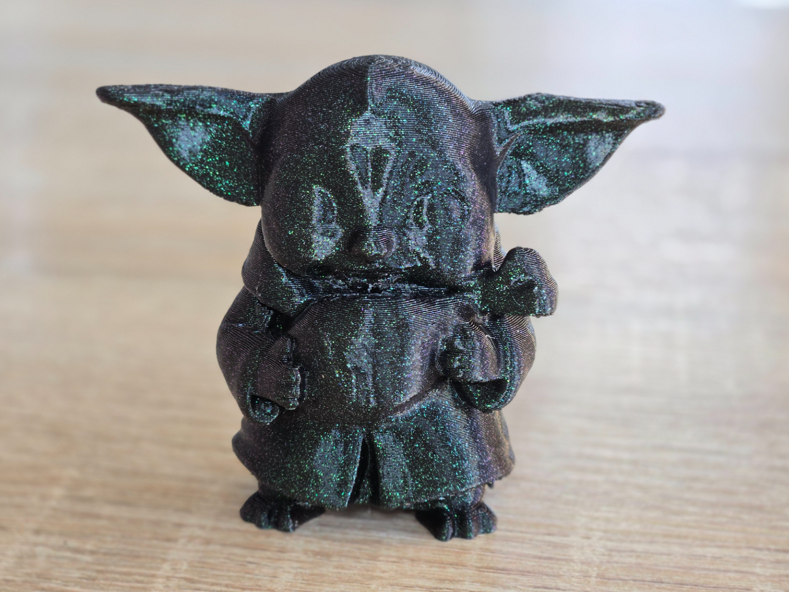 Thanksgiving - Baby Yoda eat turkey