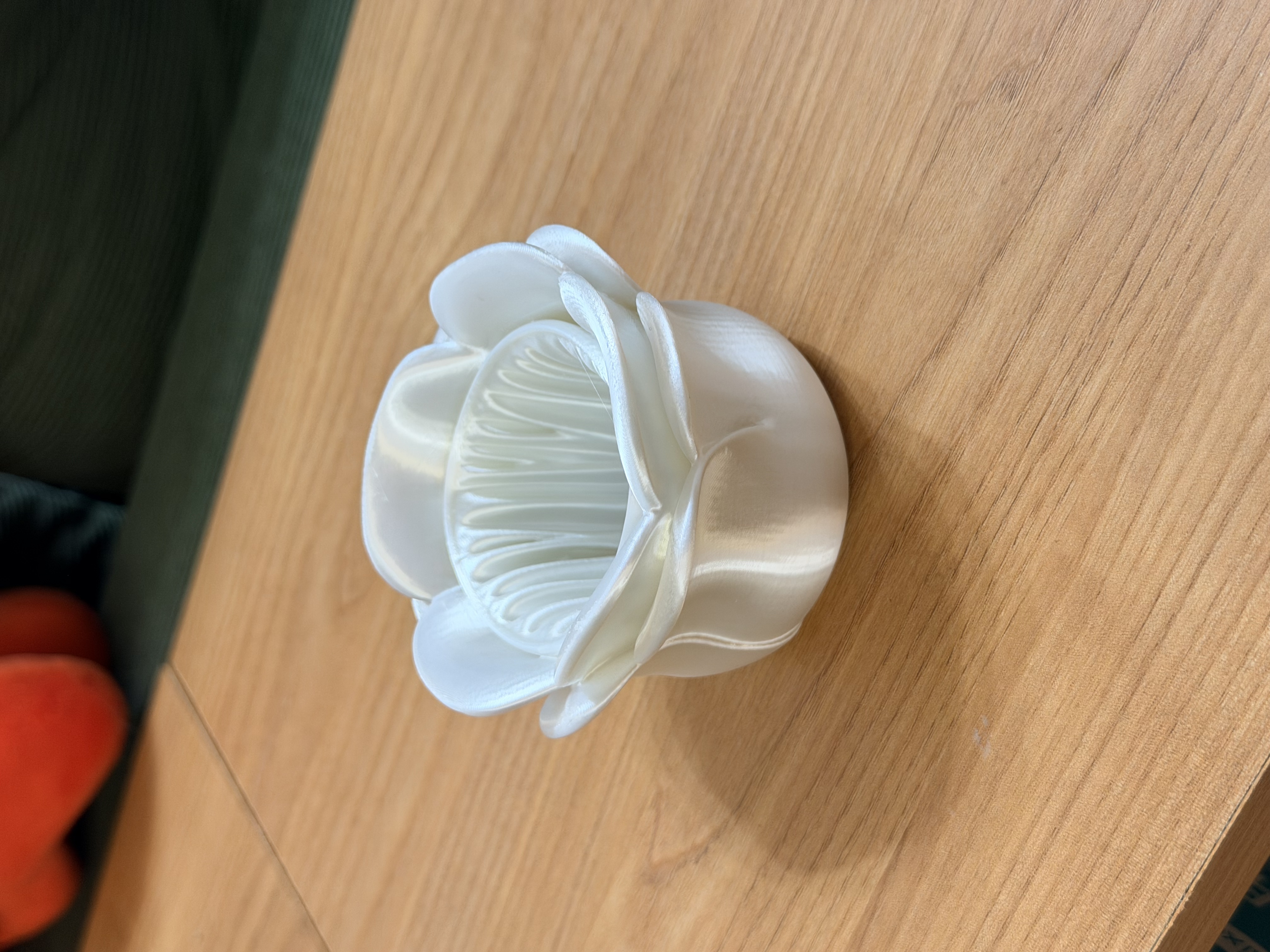 Miniatura 3 do modelo 3D 花瓣弧形收纳盒
