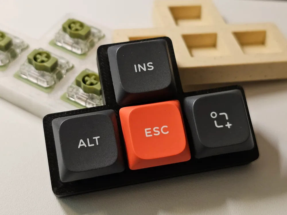 Fidget Key Design Low Profile Key Fidget by Pajama - MakerWorld
