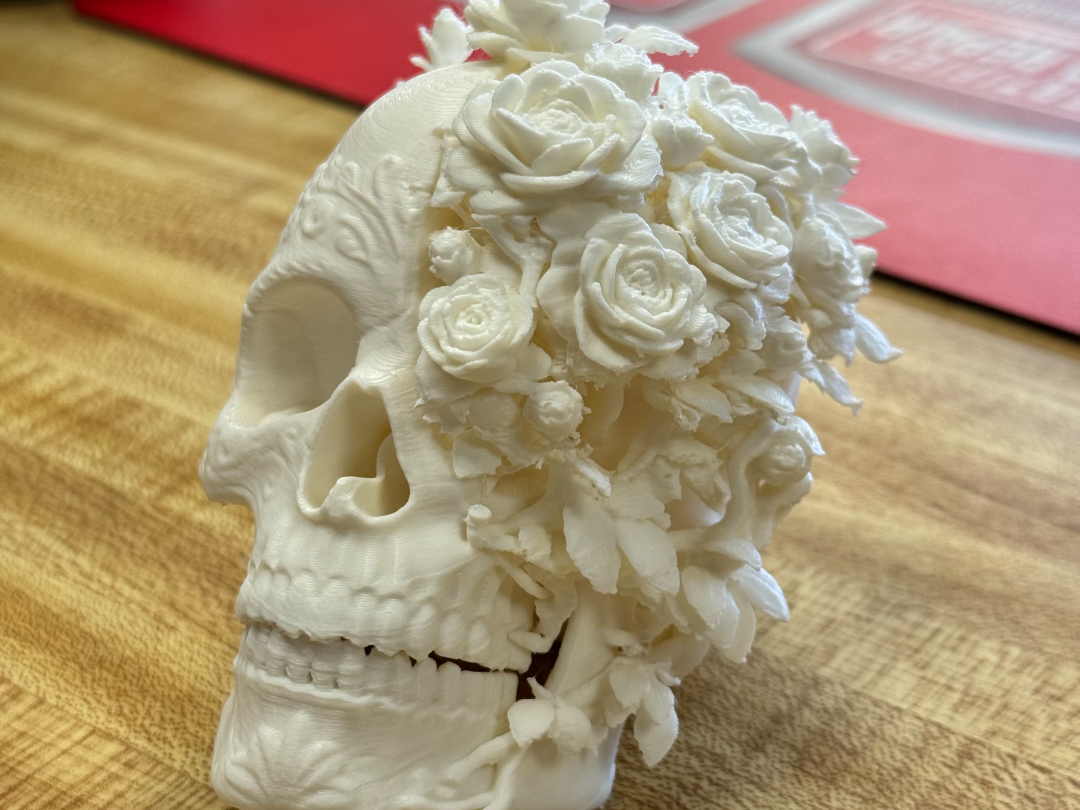 FLORAL REQUIEM SKULL
