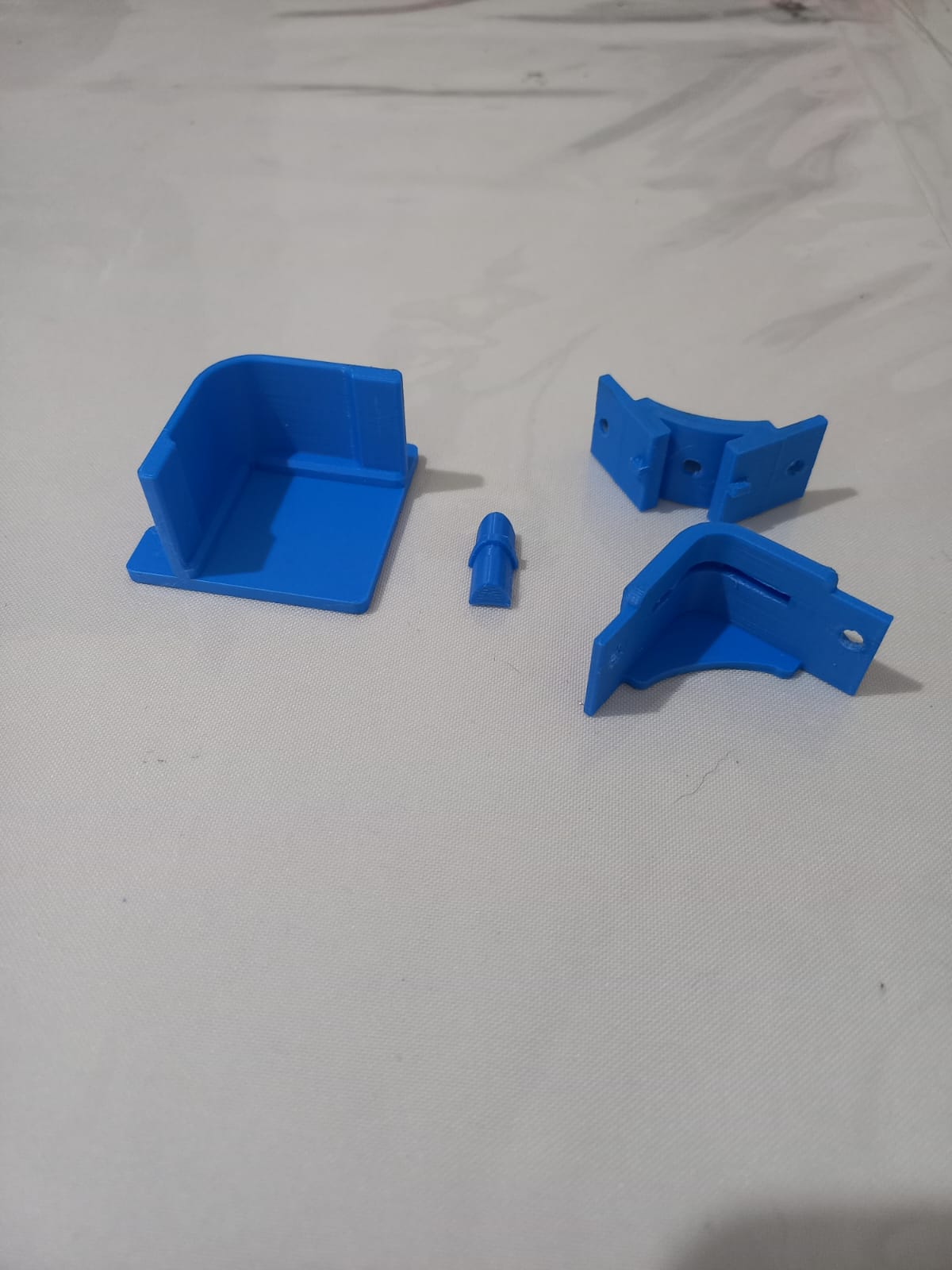 ADJUSTABLE ROUND CORNER CUTTER - 1