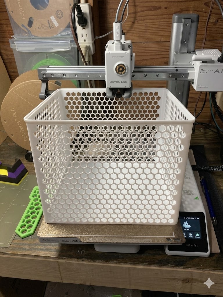 Miniatura 3 do modelo 3D 巨大可堆叠镂空收纳盒（310g，14.5h）