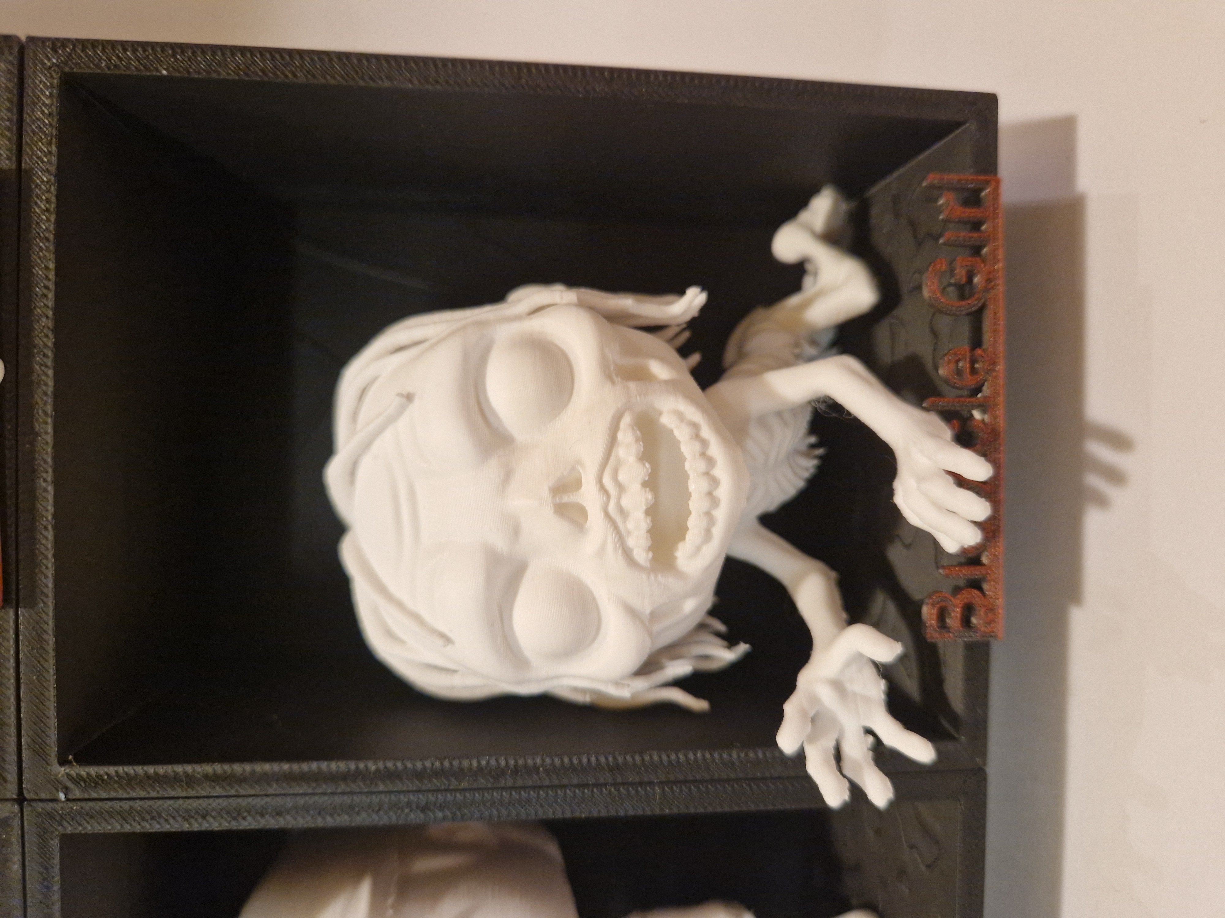 Miniatura 1 do modelo 3D The Walking Dead Walker