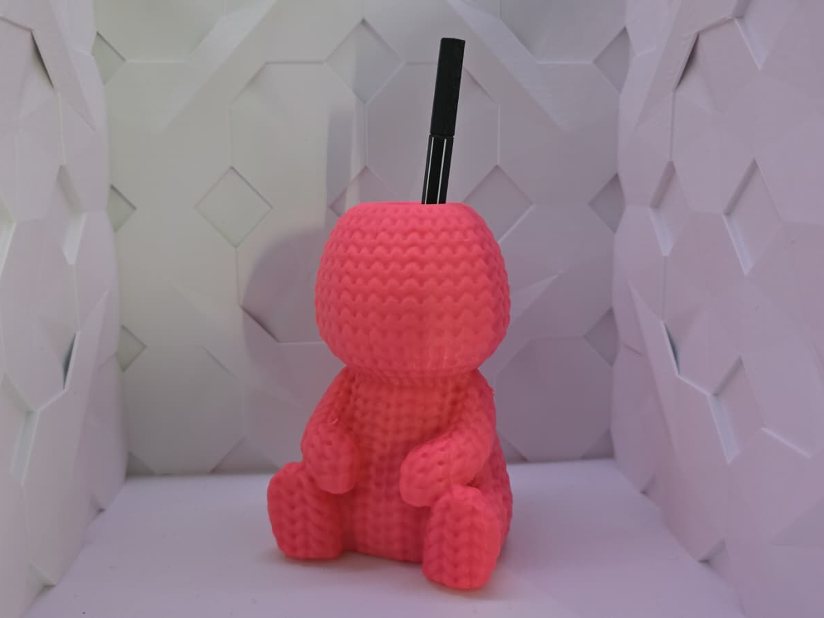 KnitBuddy – Gestrickter Stiftehalter