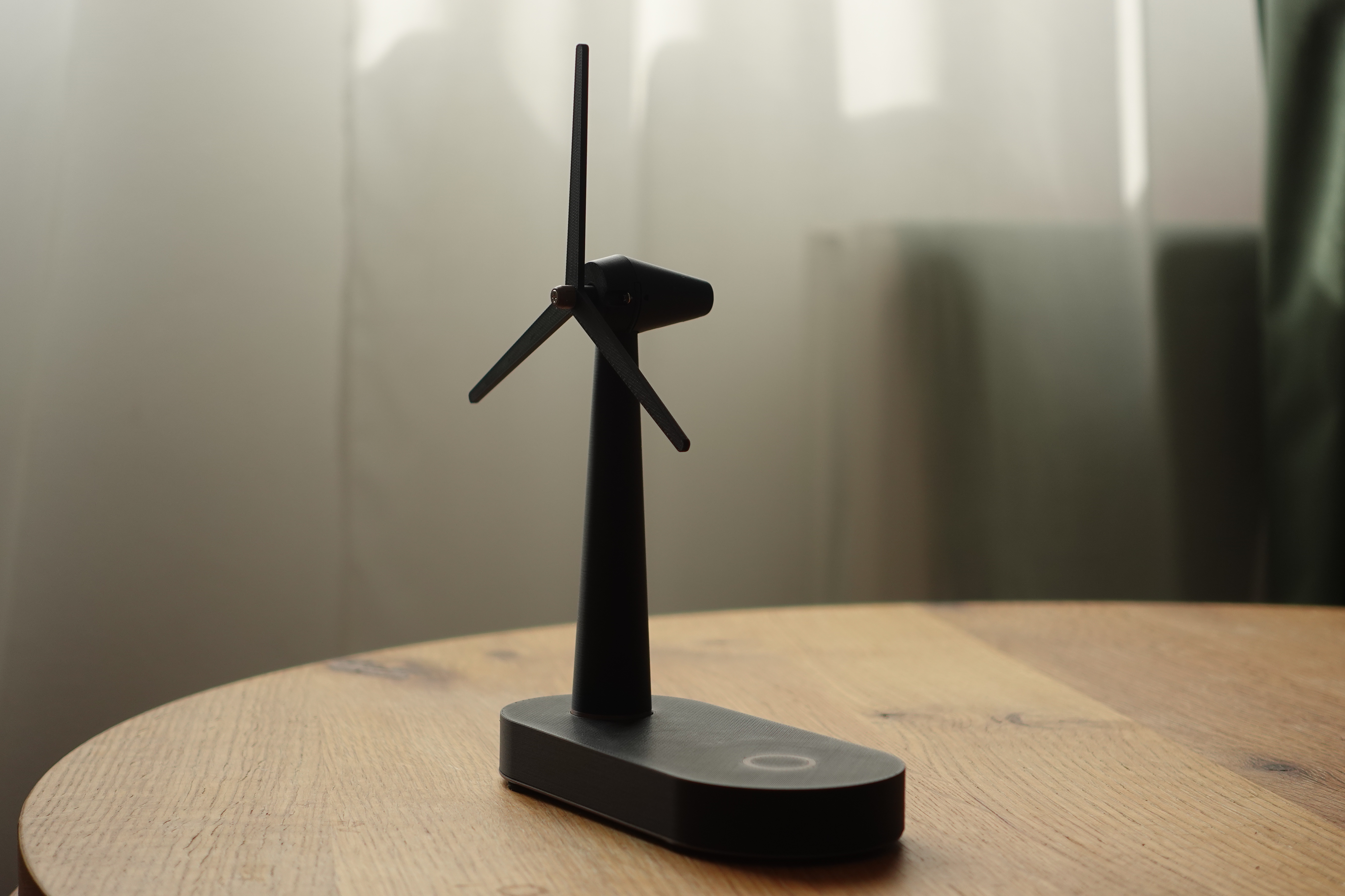 Wind Turbine Wireless Charger // GreenEnergy - 1