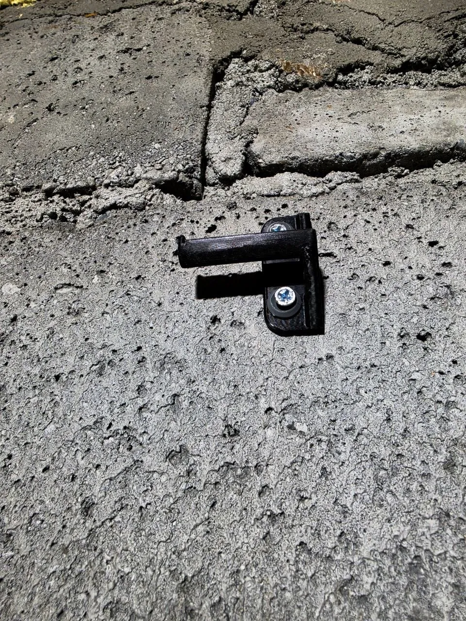 Gas mask holder - Free 3D Print Model - MakerWorld