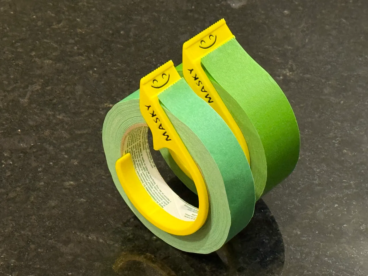 Masky: Your little tape buddy view 3