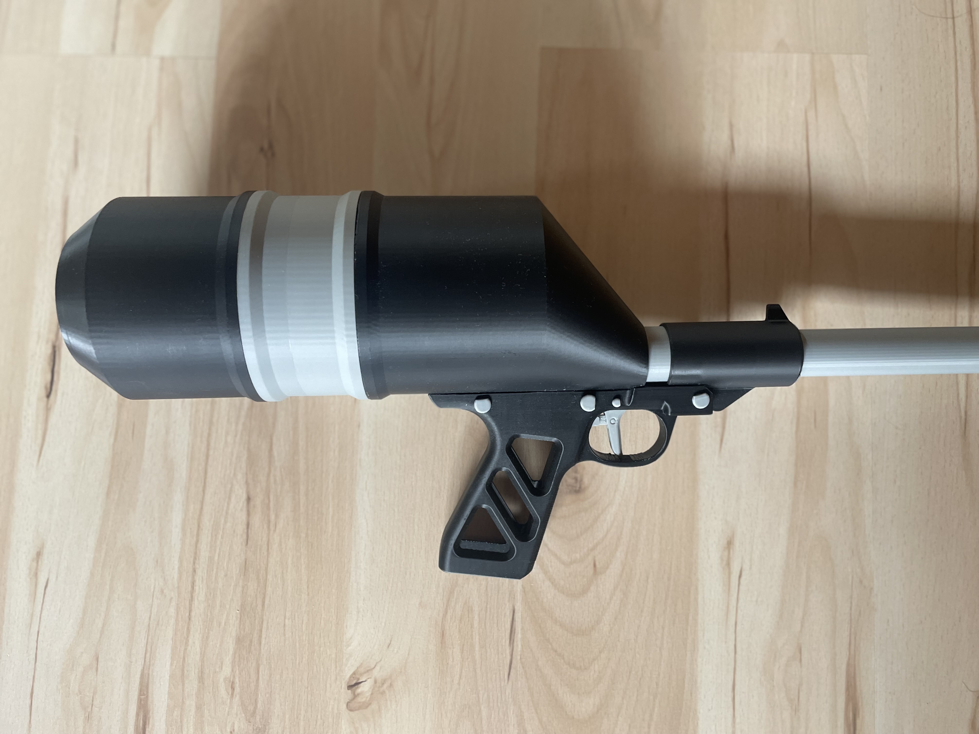 Miniatura 4 do modelo 3D Alcohol NERF Blaster