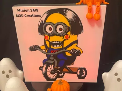 Minion SAW Lamp 