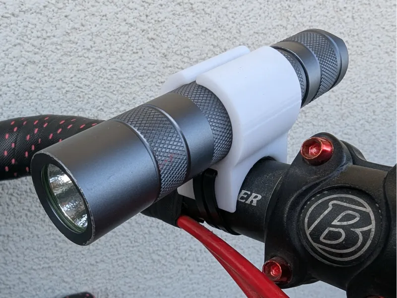 bicycle flashlight holder (Convoy S2+)