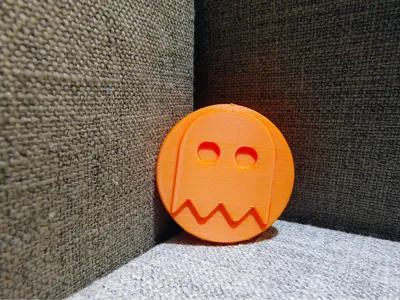 Pacman Ghost drawer handle with ruler holder